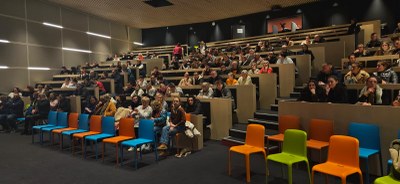 ced0975d b094 4101 b961 458ff4978184